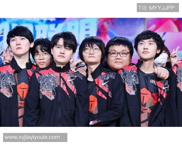 EDG团队协作引发热议玩家对战术配合的不同看法与争论 EDG团队协作引发热议玩家对战术配合的不同看法与争论