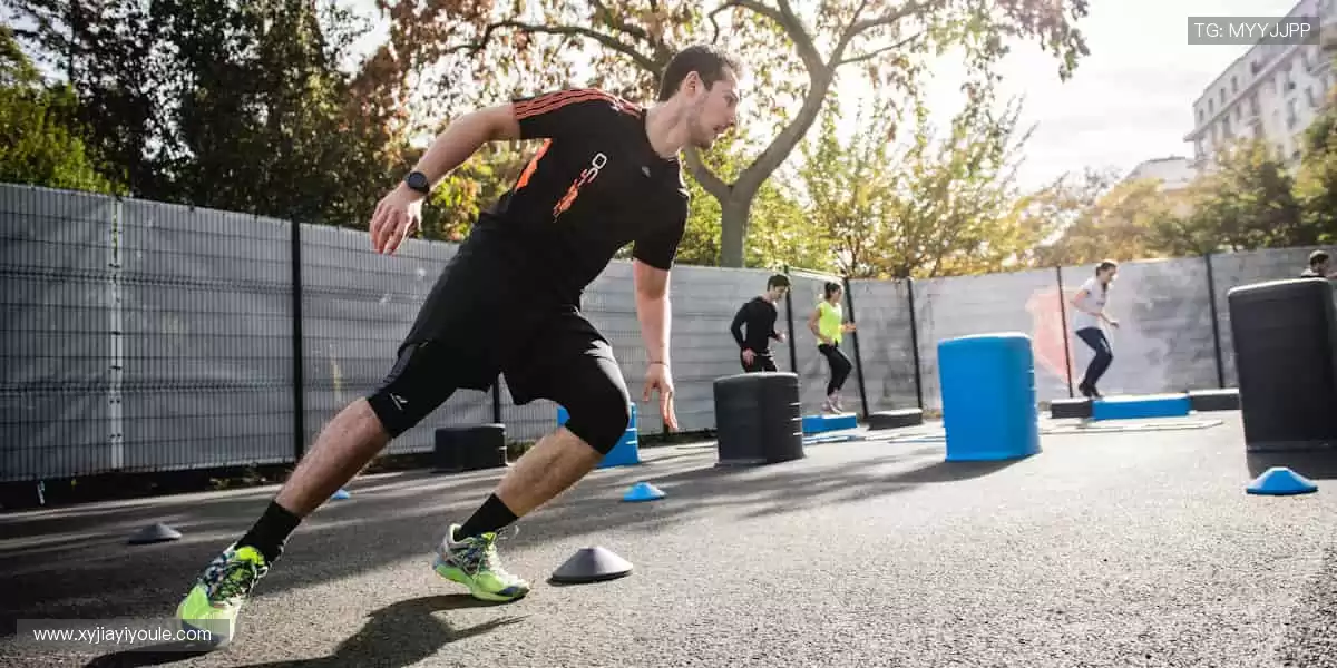 📺 弹幕互动,燃爆全场!看直播,就要和千万球迷一起嗨!